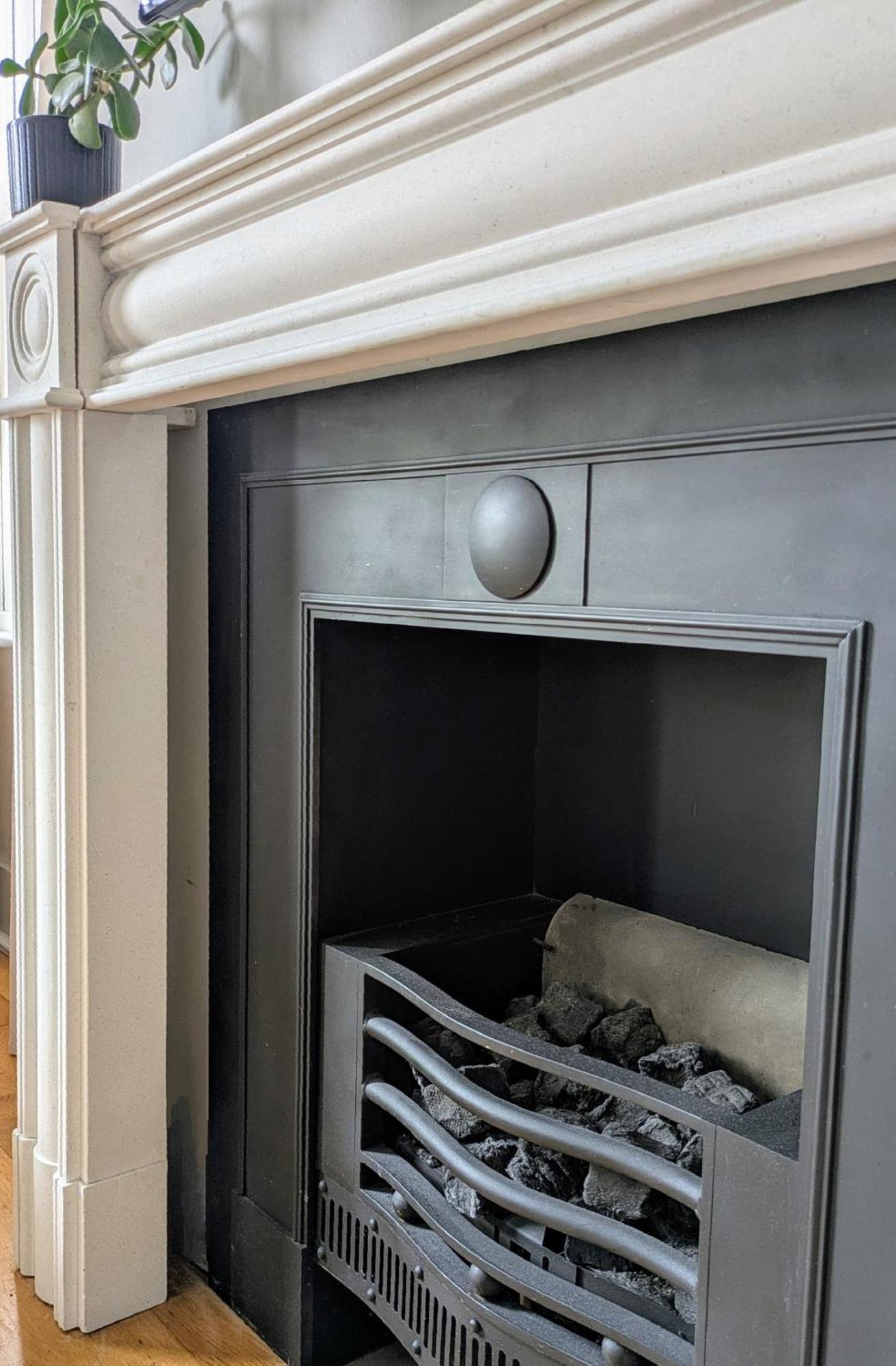 Apartment Charming Bright 2-bed Heritage Flat, Battersea Park, London